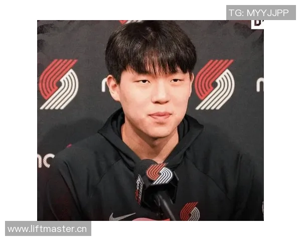 开拓者媒体人质疑球队选杨瀚森为何不使用并追求成绩的合理性